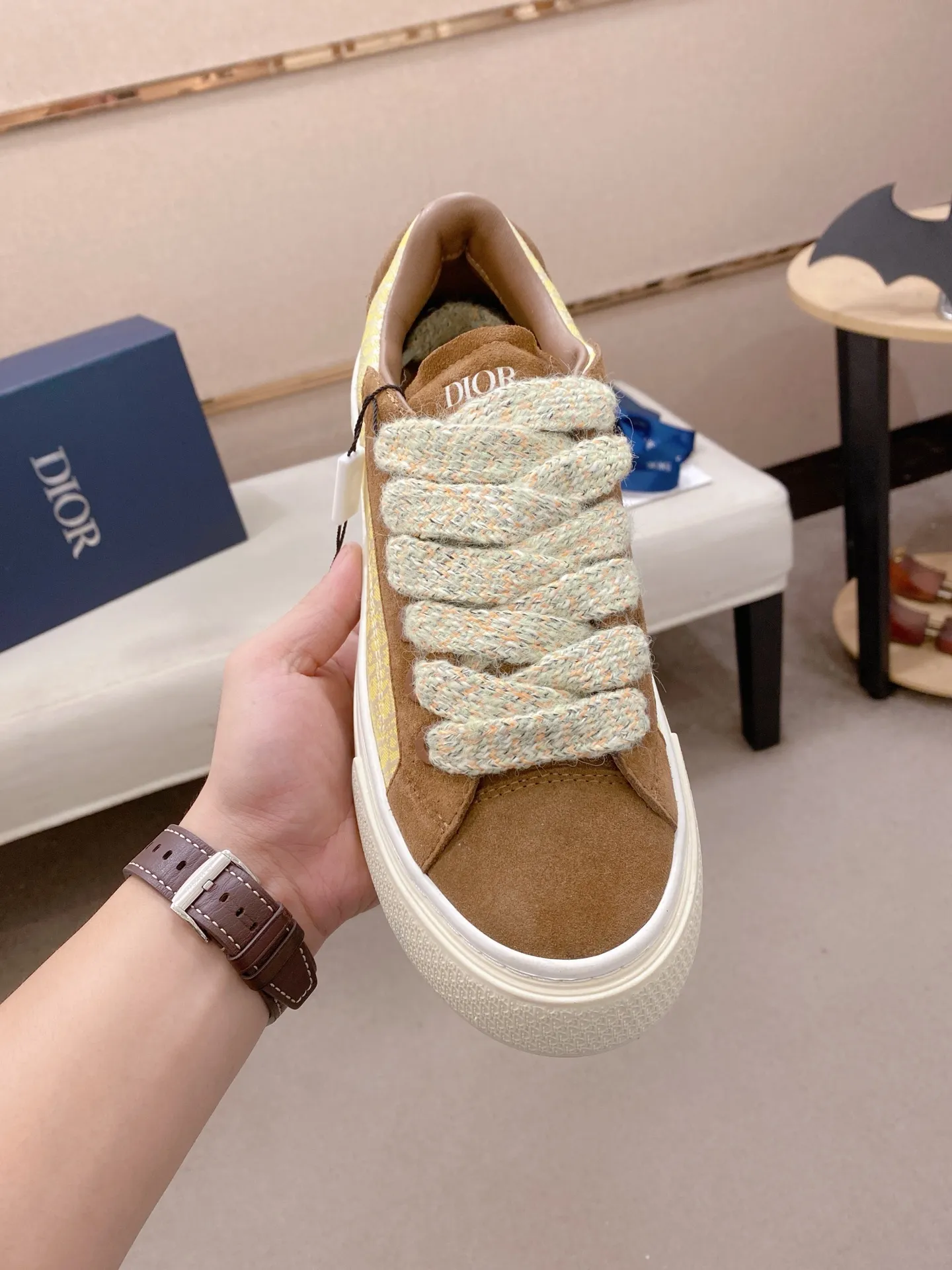 Factory price: 300 Men's shoes 💰[Dior·Dior] Top 🔍Couple style 💏🔍New casual sports style couple shoes, new four-season design, perfect workmanship, lace-up lazy style to create cabinet quality, upper: imported first-layer cowhide, sheepskin lining is soft and comfortable, ultra-light TPU wear-resistant outsole, simple, versatile fashion men's shoes, excellent color code number 35--44
